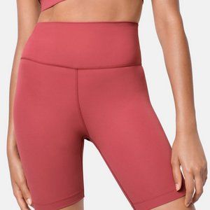 NWT Outdoor Voices LightForm Shorts 7"